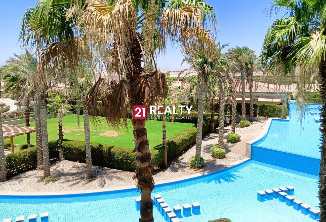 Sale in Veranda: Fully Finished Chalet Sea And Lagoon View 10% DP !