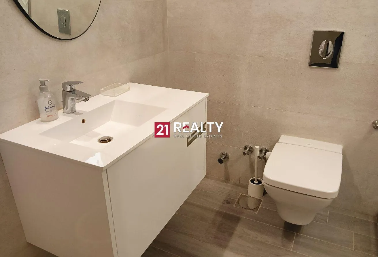 Gallery Image 11