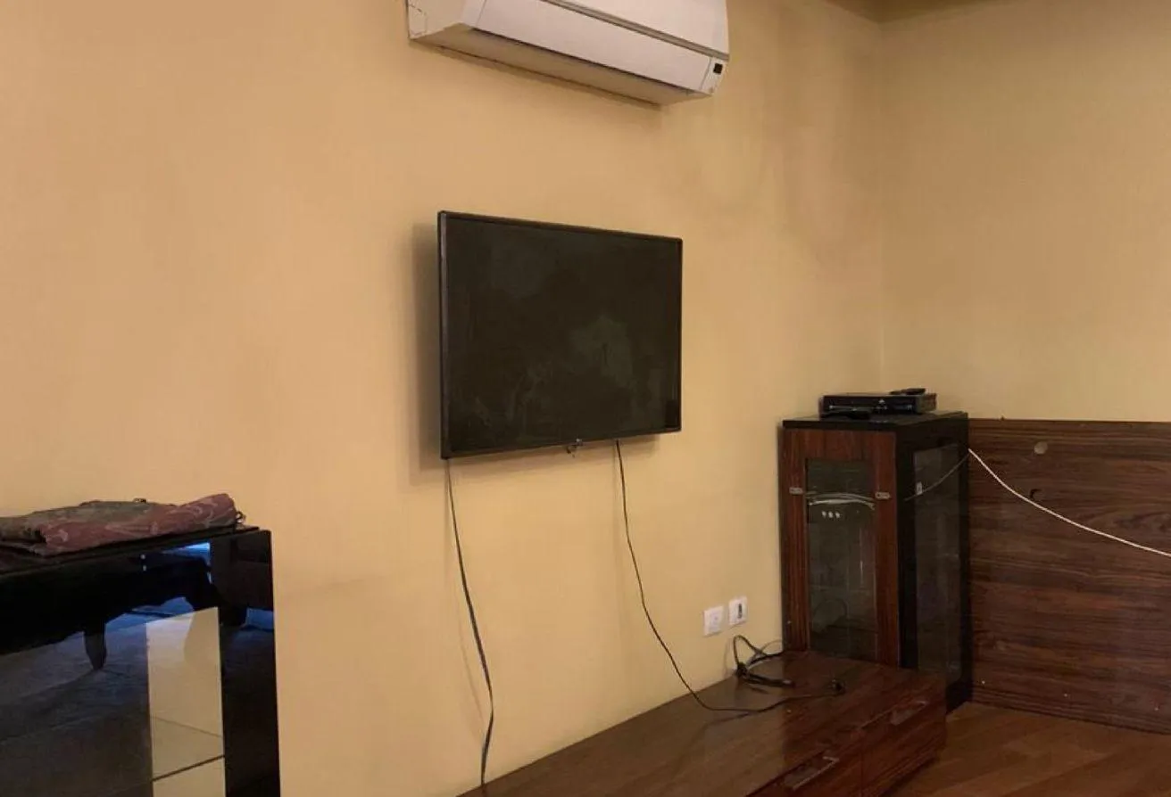 Rent in Talaat Harb Axis: apartment fully furnished for rent          >