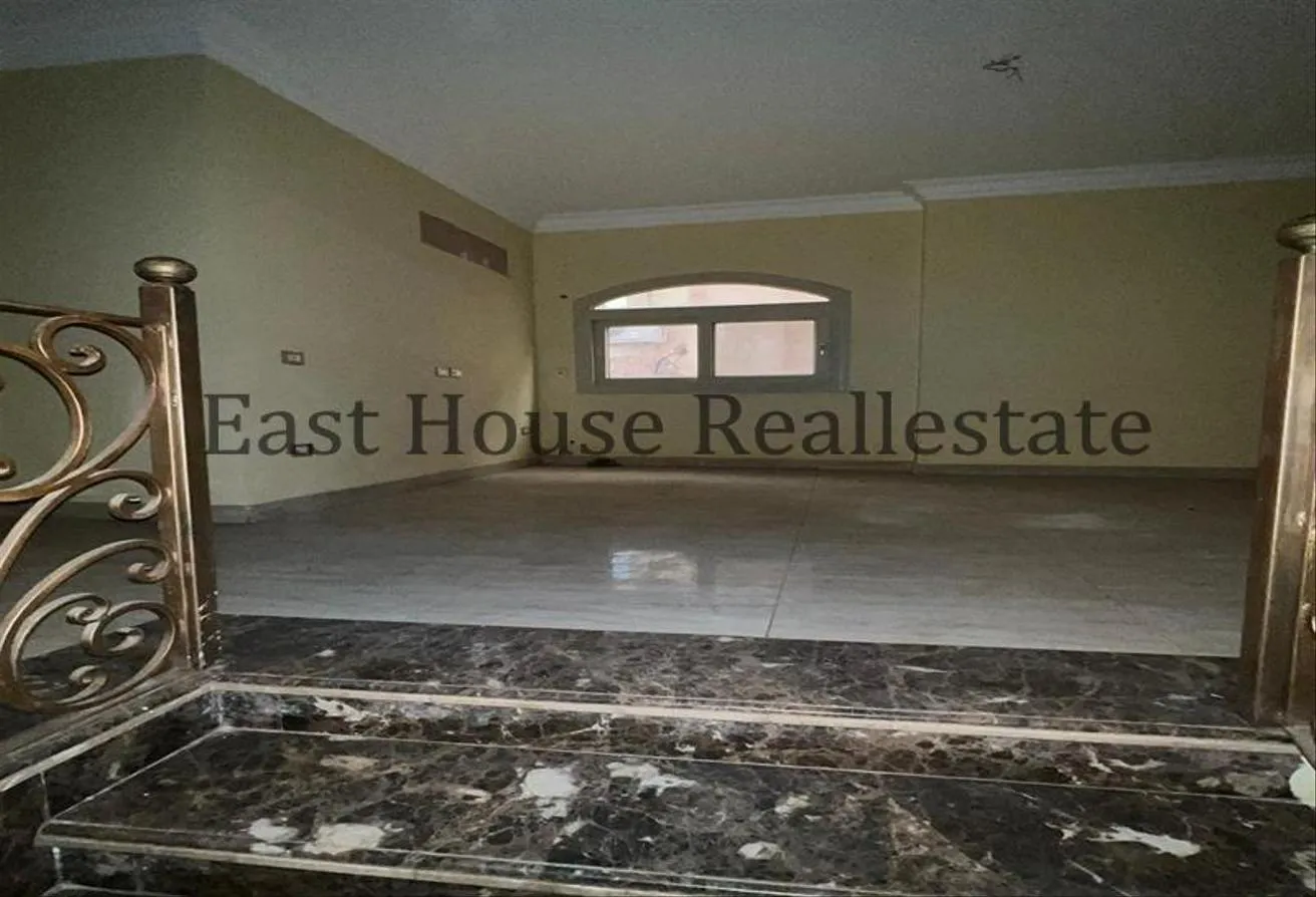 Rent in El Yasmeen: Duplex 500m for rent in Yasmine Villas