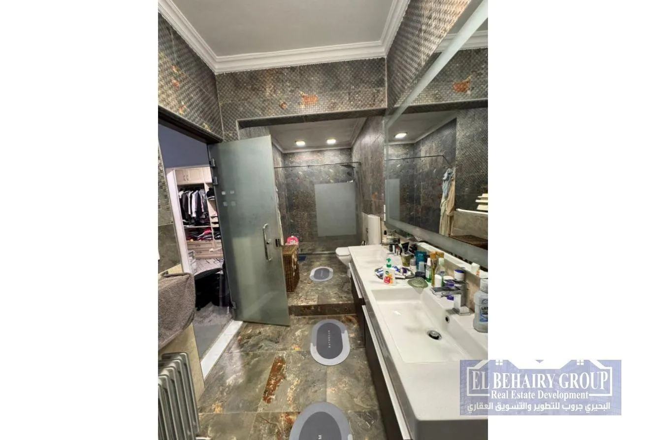 Gallery Image 14