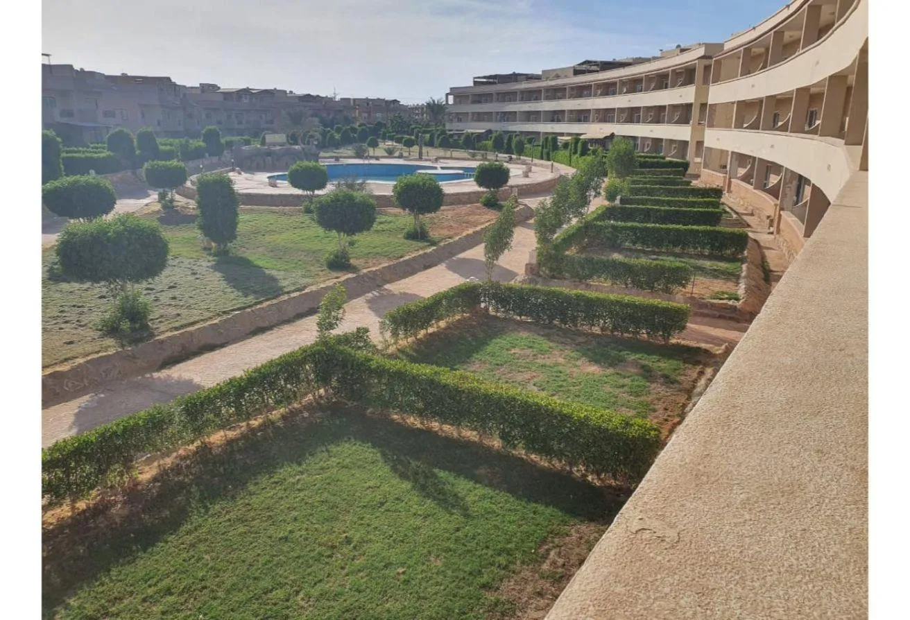 البيع في الحياة ريزورت: قريبة جدا من البحر - متشطبة 