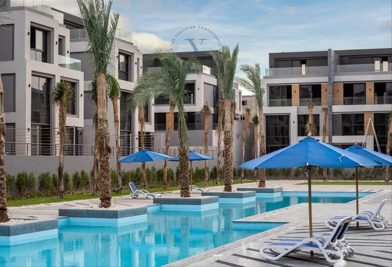Sale in El Patio Town: Pay 800k and Own Finished Duplex in New Cairo