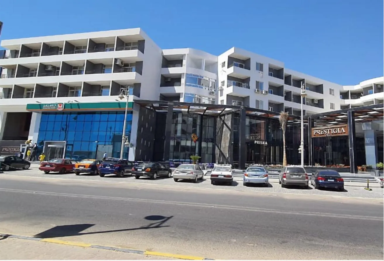 Sale in Sunrise Holidays Resort: Apartment one bedroom 63 Sqm La Prestigia Hurghada