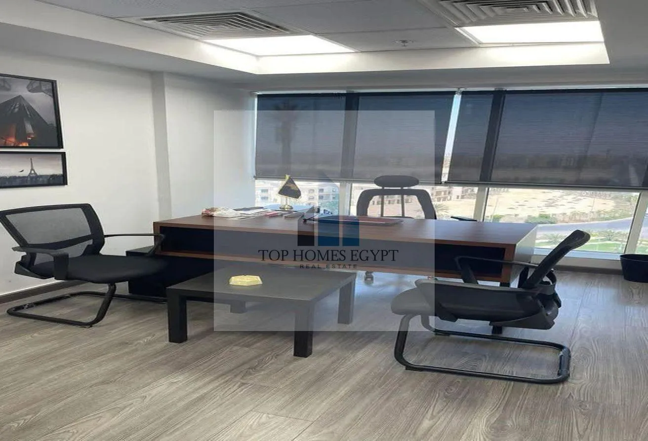 Rent in V40: Furnished Office 117M prime location - North 90th