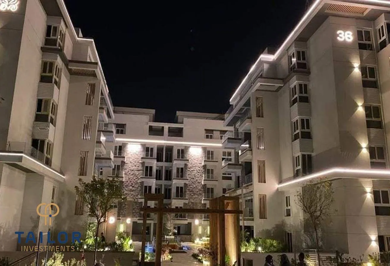Sale in Mountain View iCity: Townhouse for sale fully finished ,AC in MV i city