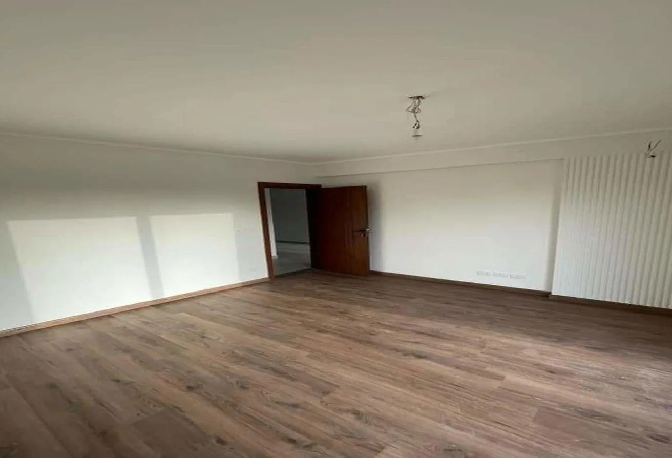 Sale in Forty West: Finished apartment ready to move in Beverly Hills