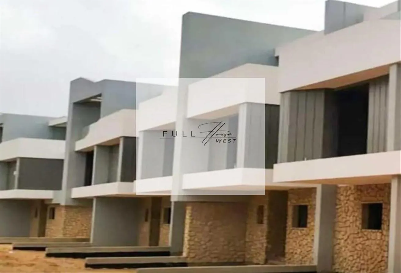 Sale in Midtown Sky: Townhouse Middle for sale in Midtown Sky Compound