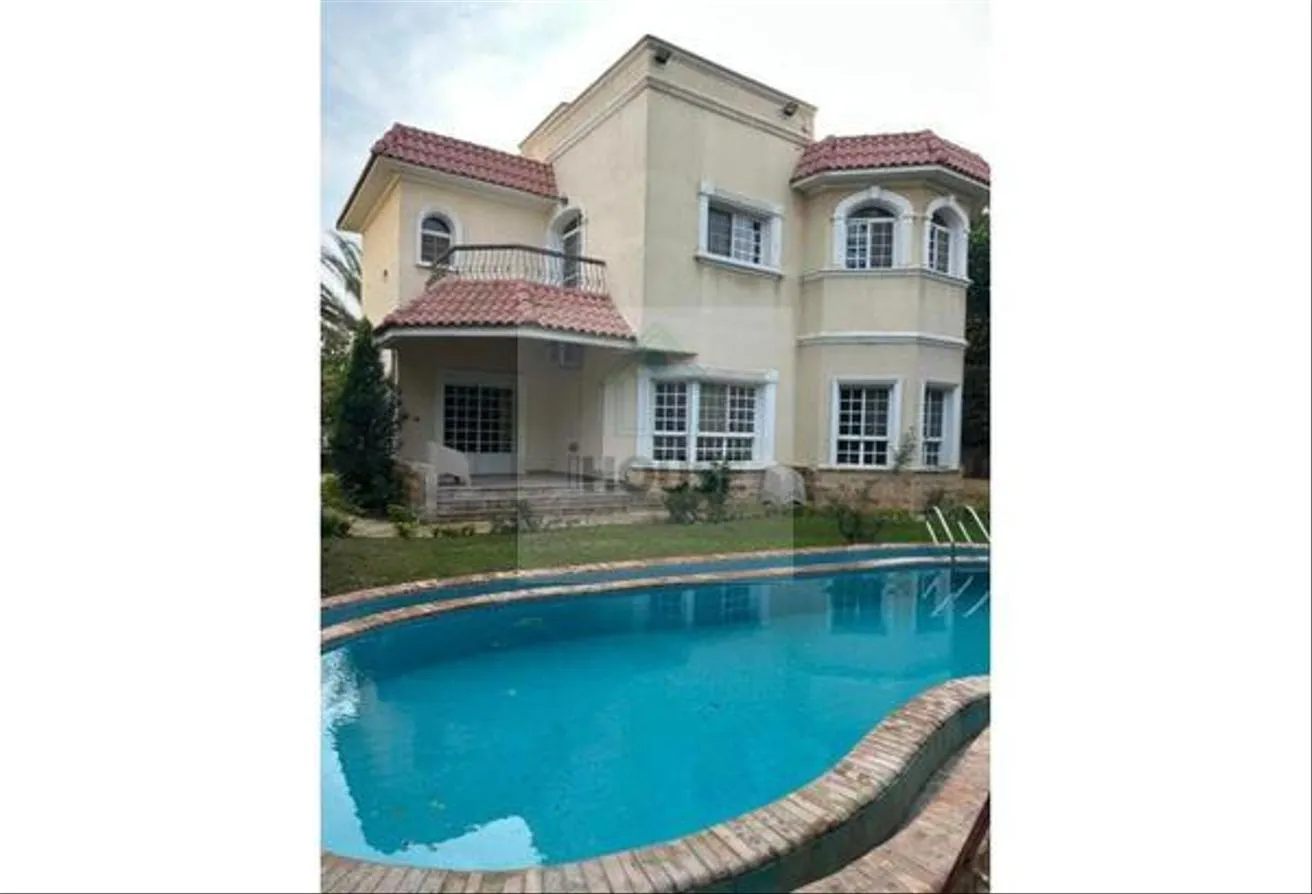 Sale in Beverly Hills Road: Villa for Sale with Private Swimming Pool