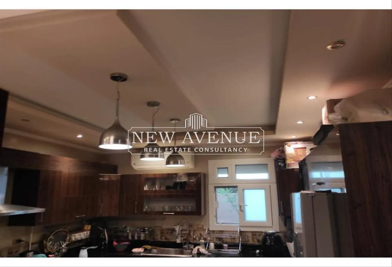 Sale in La Nuova Vista: A luxurious villa in the distinctive La Nova Vista