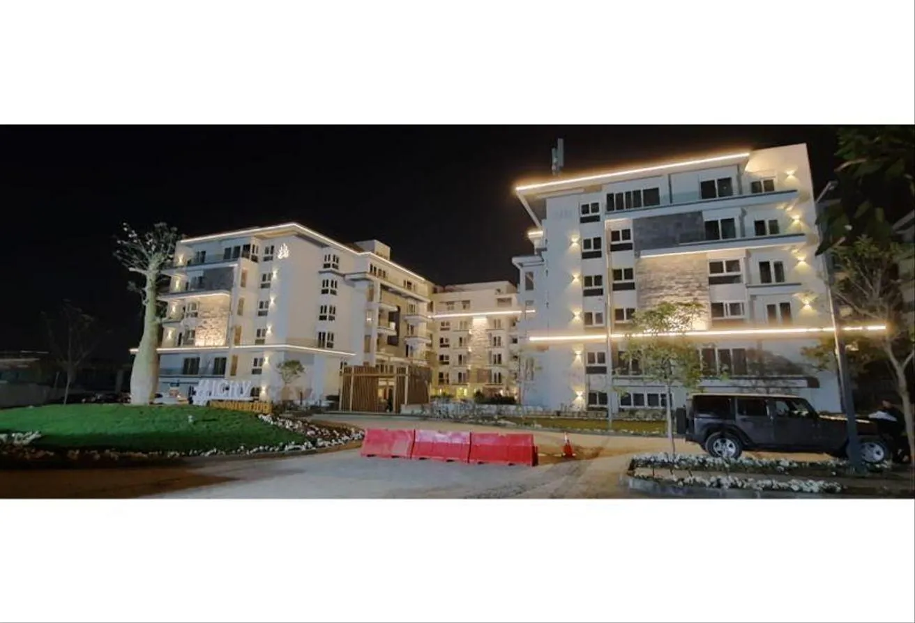 Sale in Mountain View iCity: سكاي لوفت 220م / فوري ف ماونتن فيو اي سيتي بمقدم