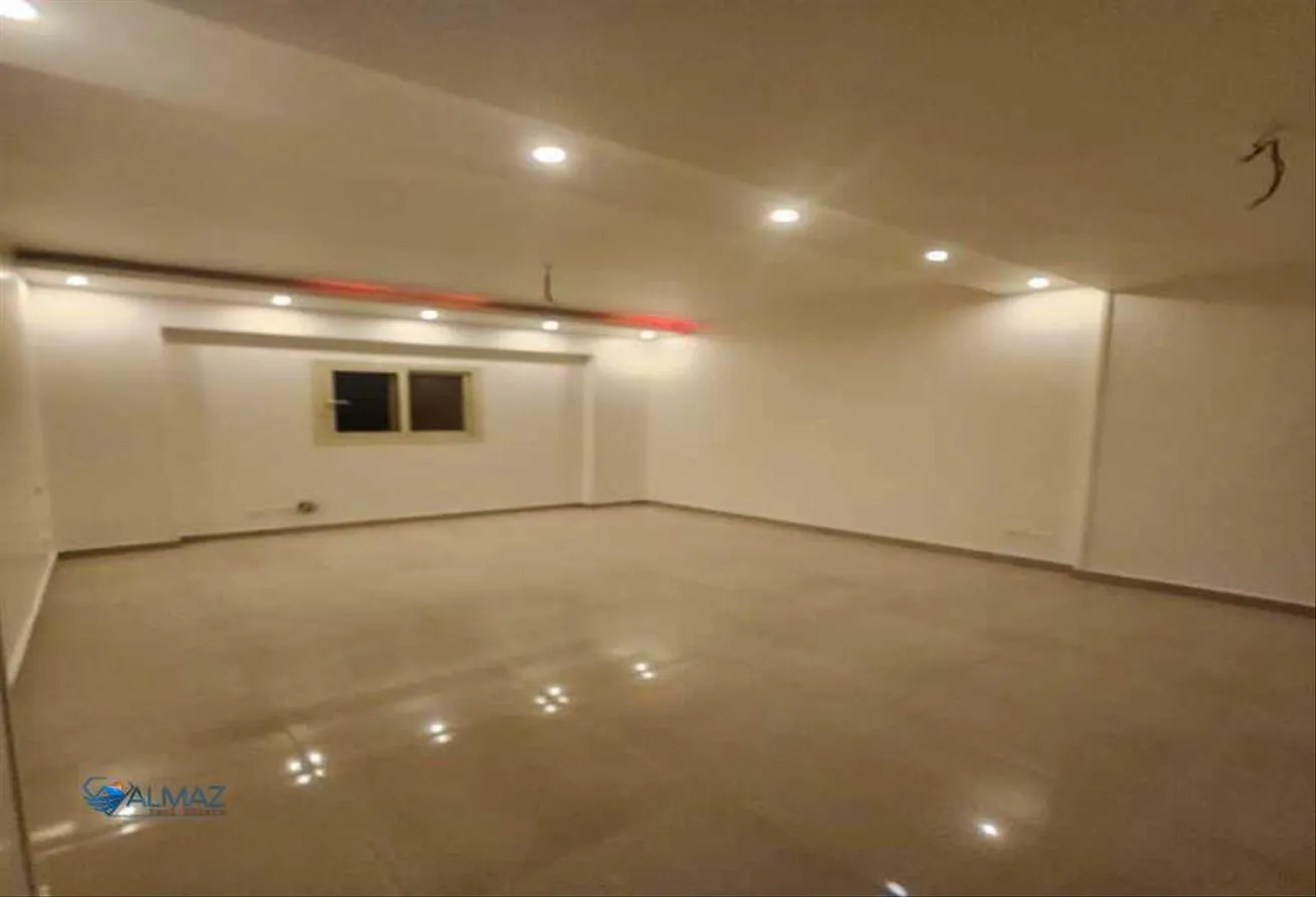 Gallery Image 16