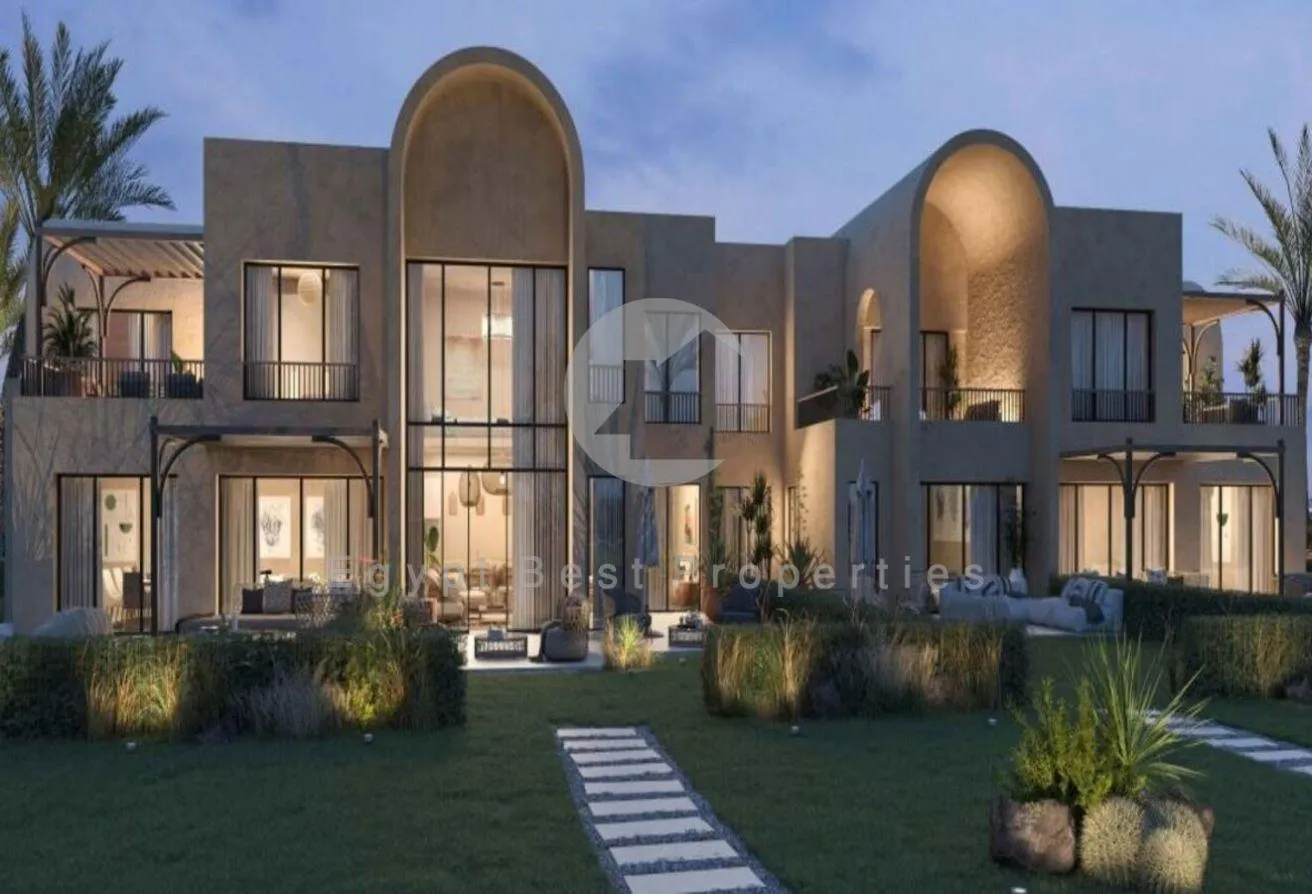 Sale in Kamaran: Sky Penthouse 2 Bedrooms Fully Finished, lake view
