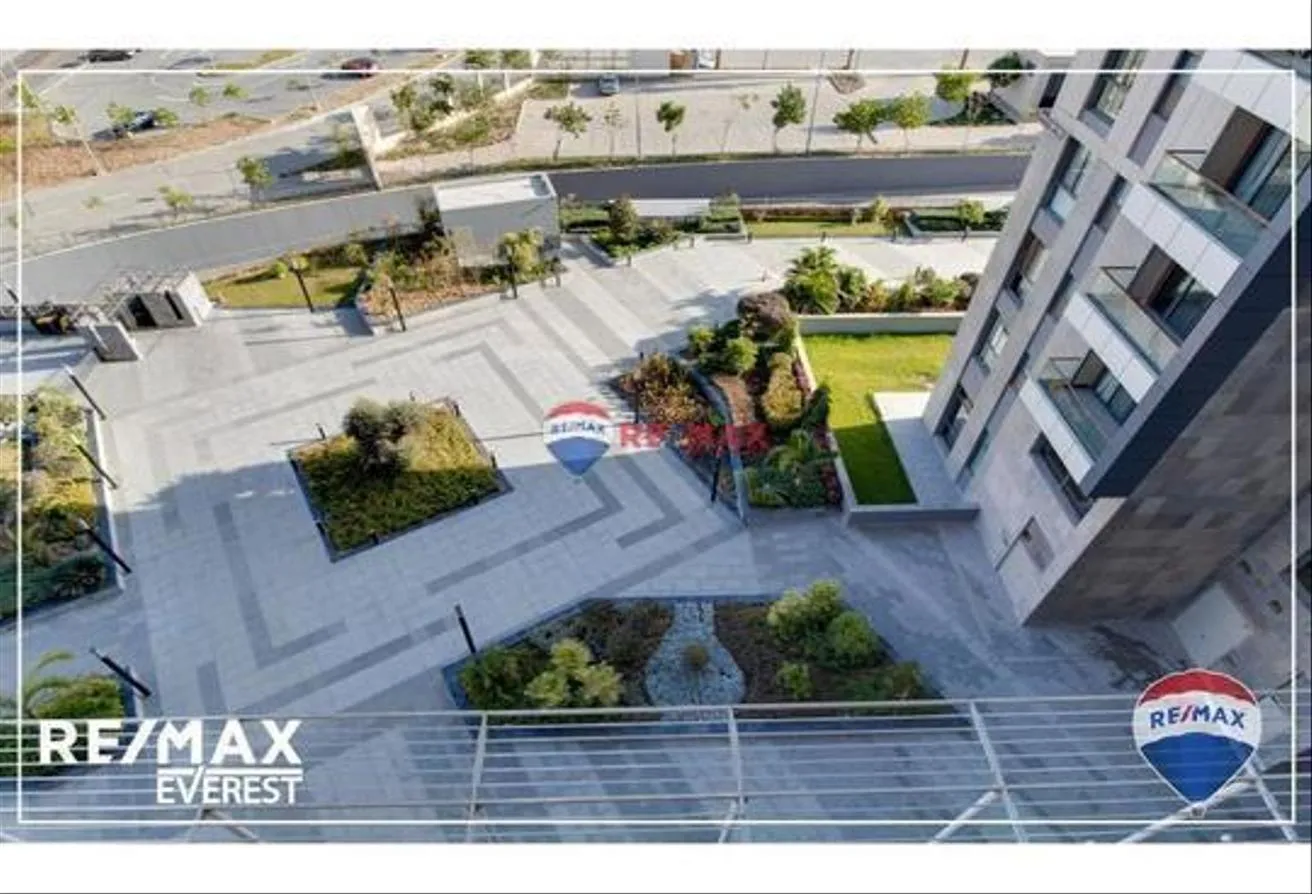Sale in Aeon: Semi-furnished apartment in Aeon Marakez