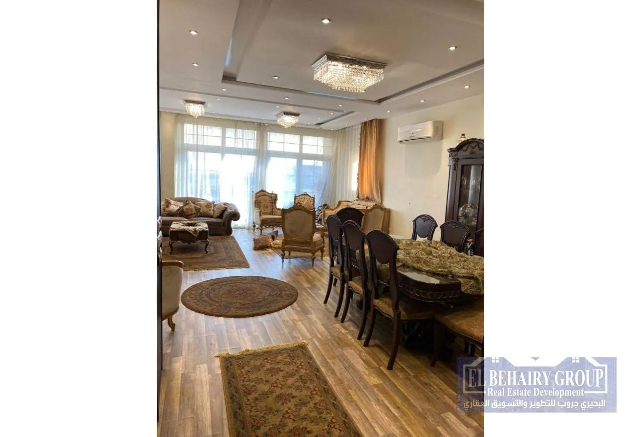 Sale in West Golf: Duplex with large garden for sale in West Golf