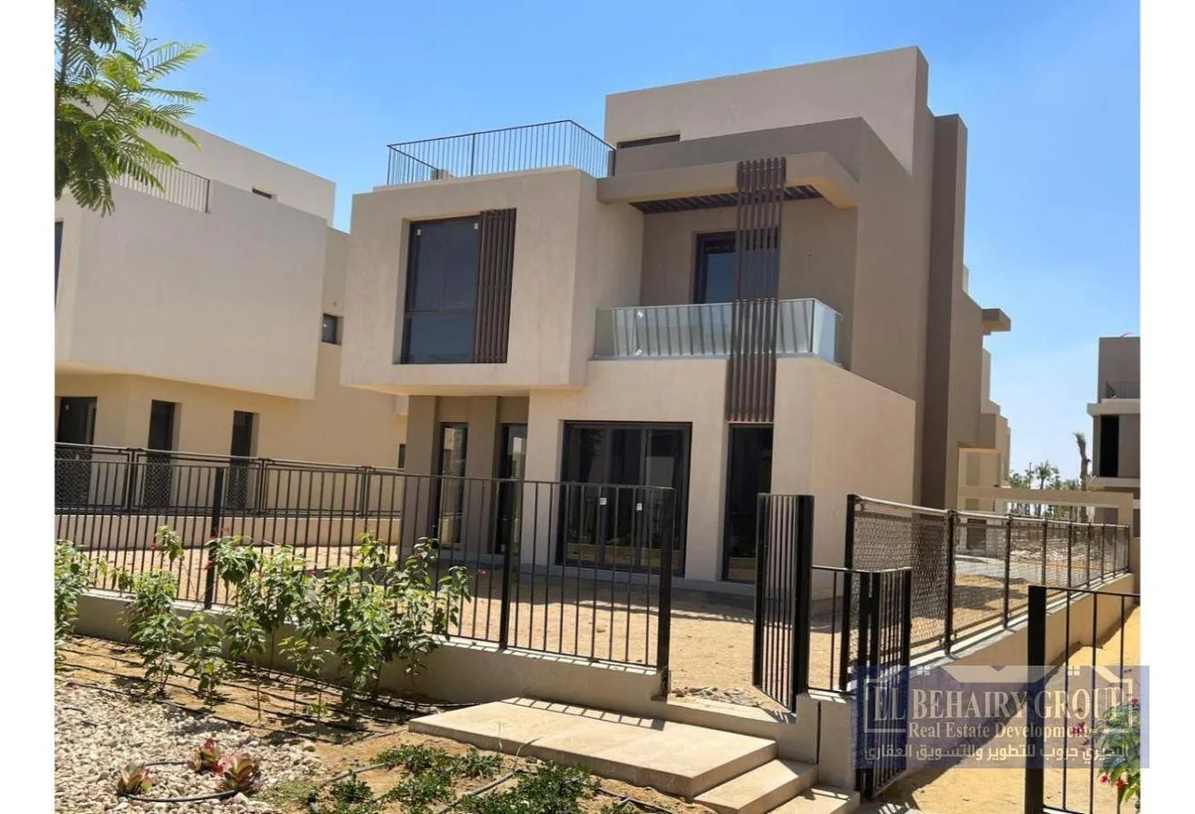 Sale in Al Shorouk Springs: فيلا للبيع في الشروق