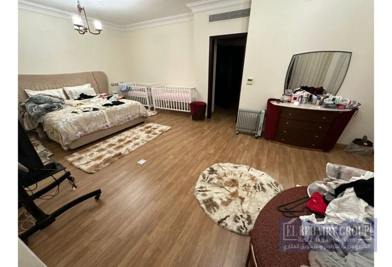 Sale in El Yasmeen 4: عمارة للبيع  في الياسمين فيلات 4