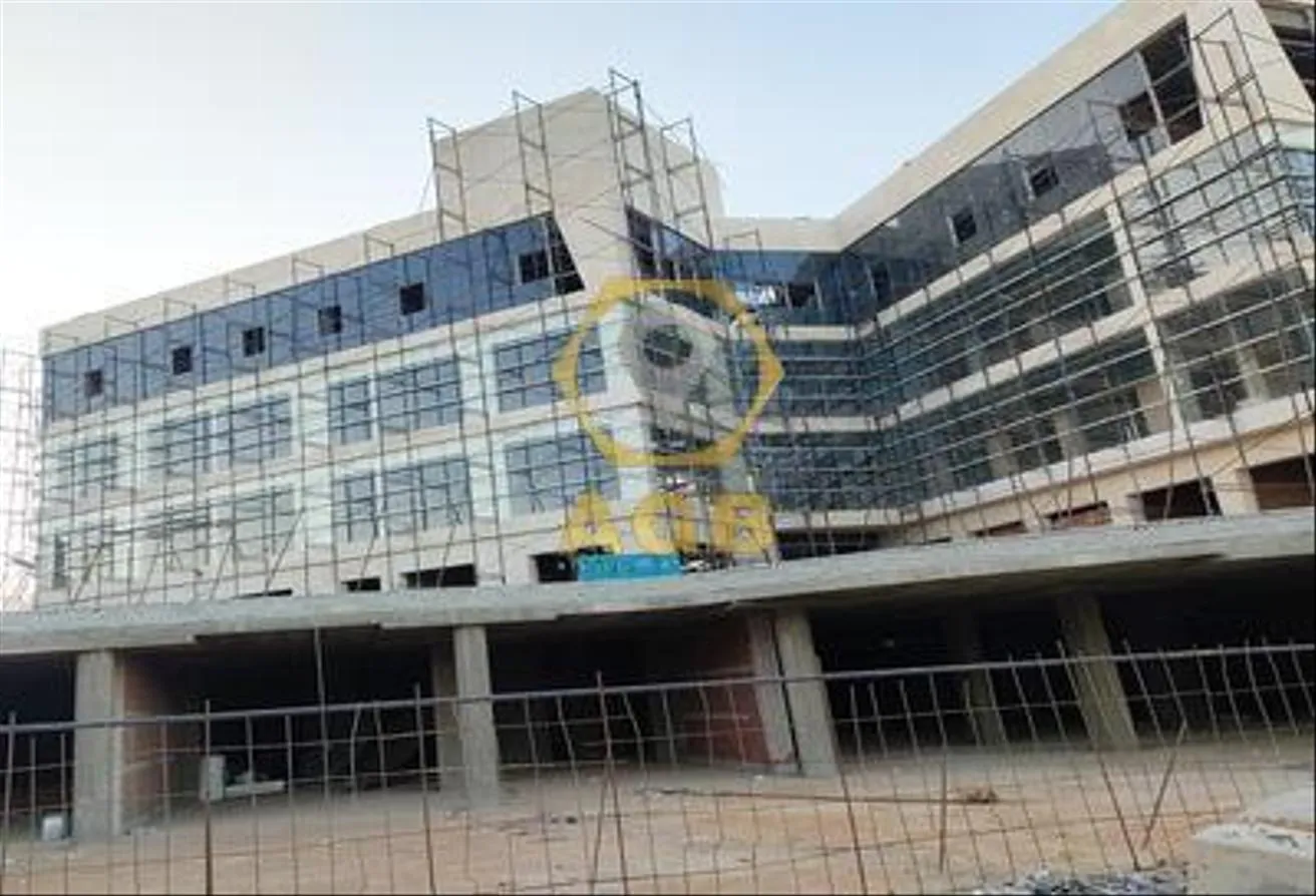 Sale in The Pier Mall: كافية او مطعم استلام فورى بالعاصمة قسط على 6 سنوات