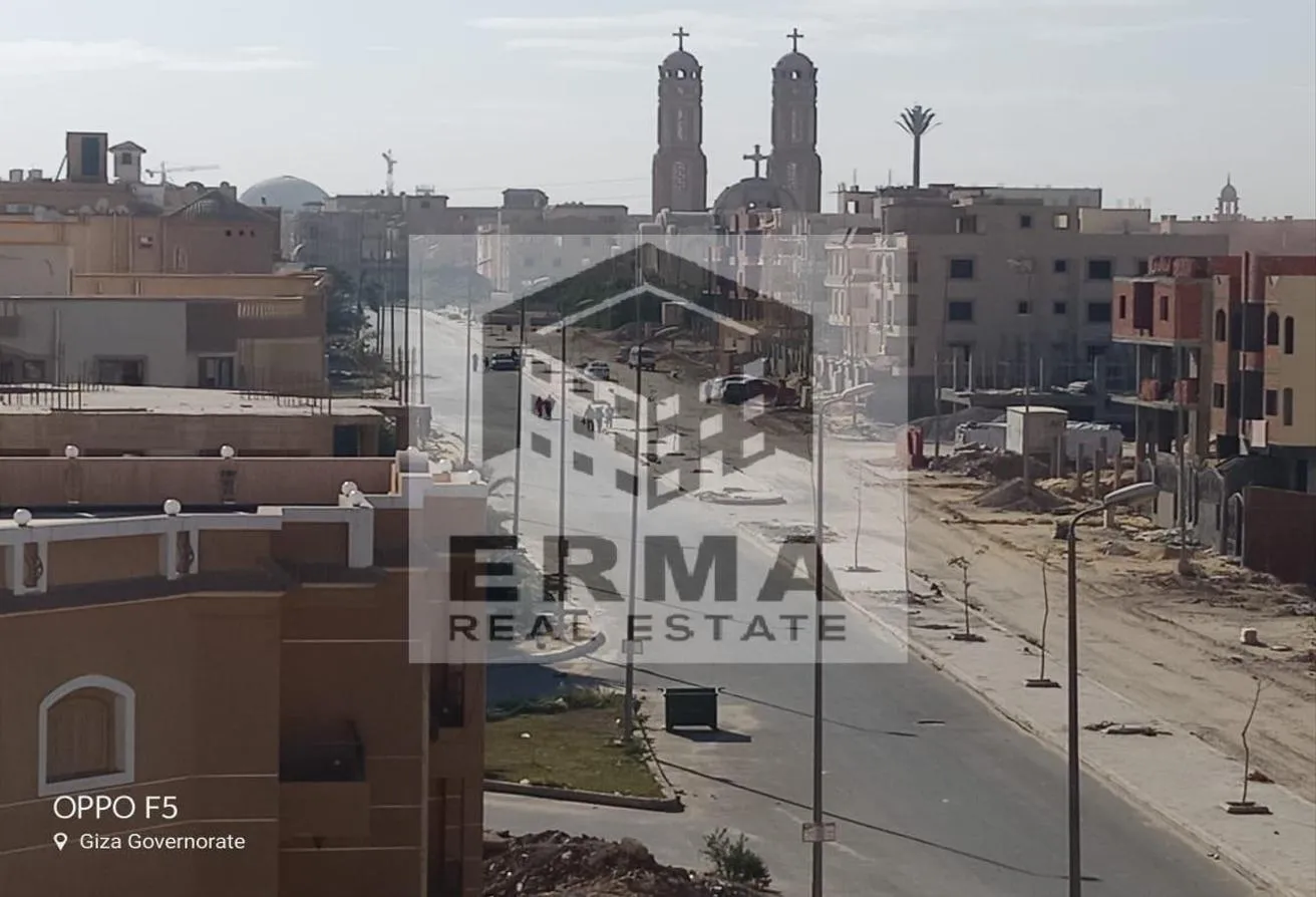 البيع في لازوردي باي: شاليه للبيع (لازوردي باي) 150 م 