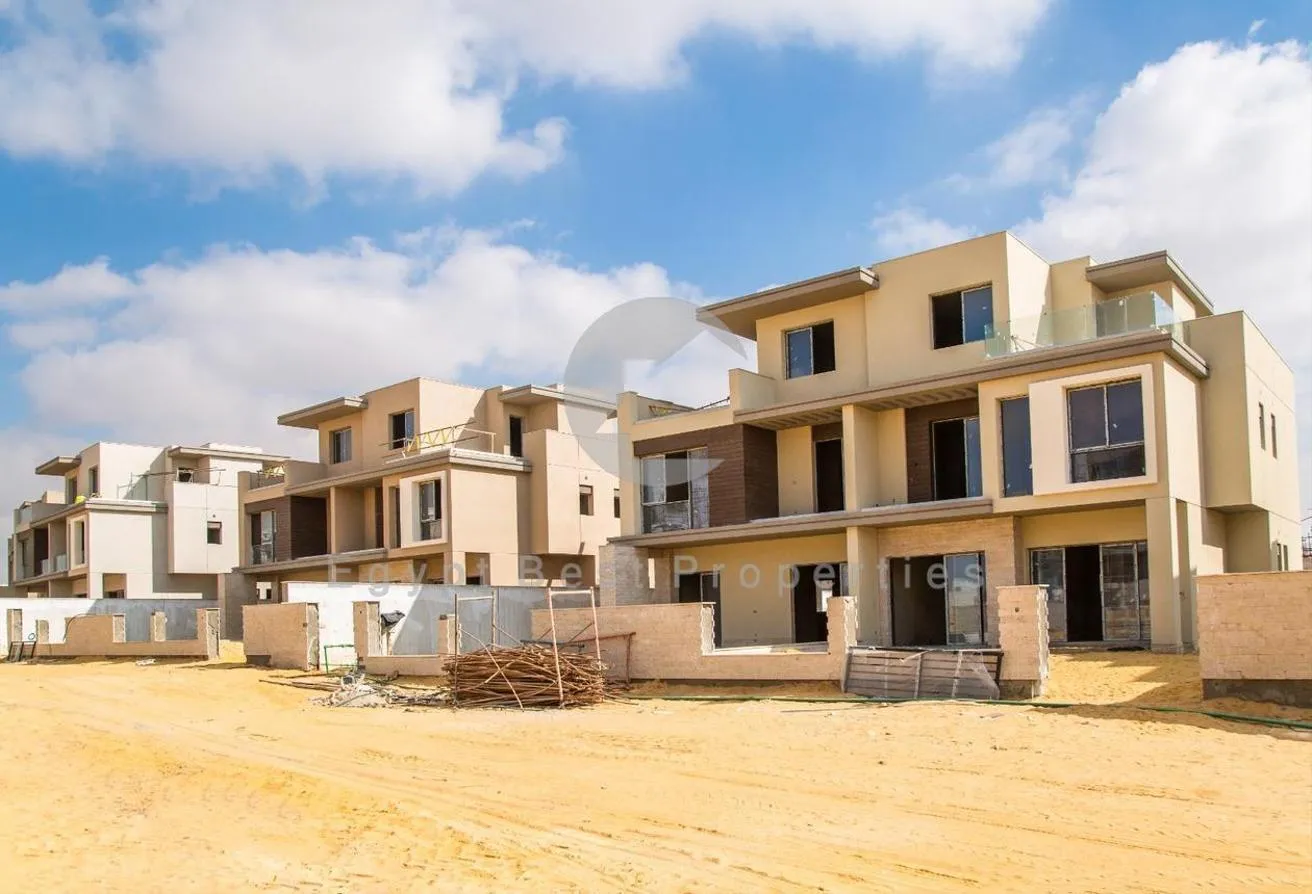 Sale in The Crown: Standalone Villa for sale - The crown palm hills