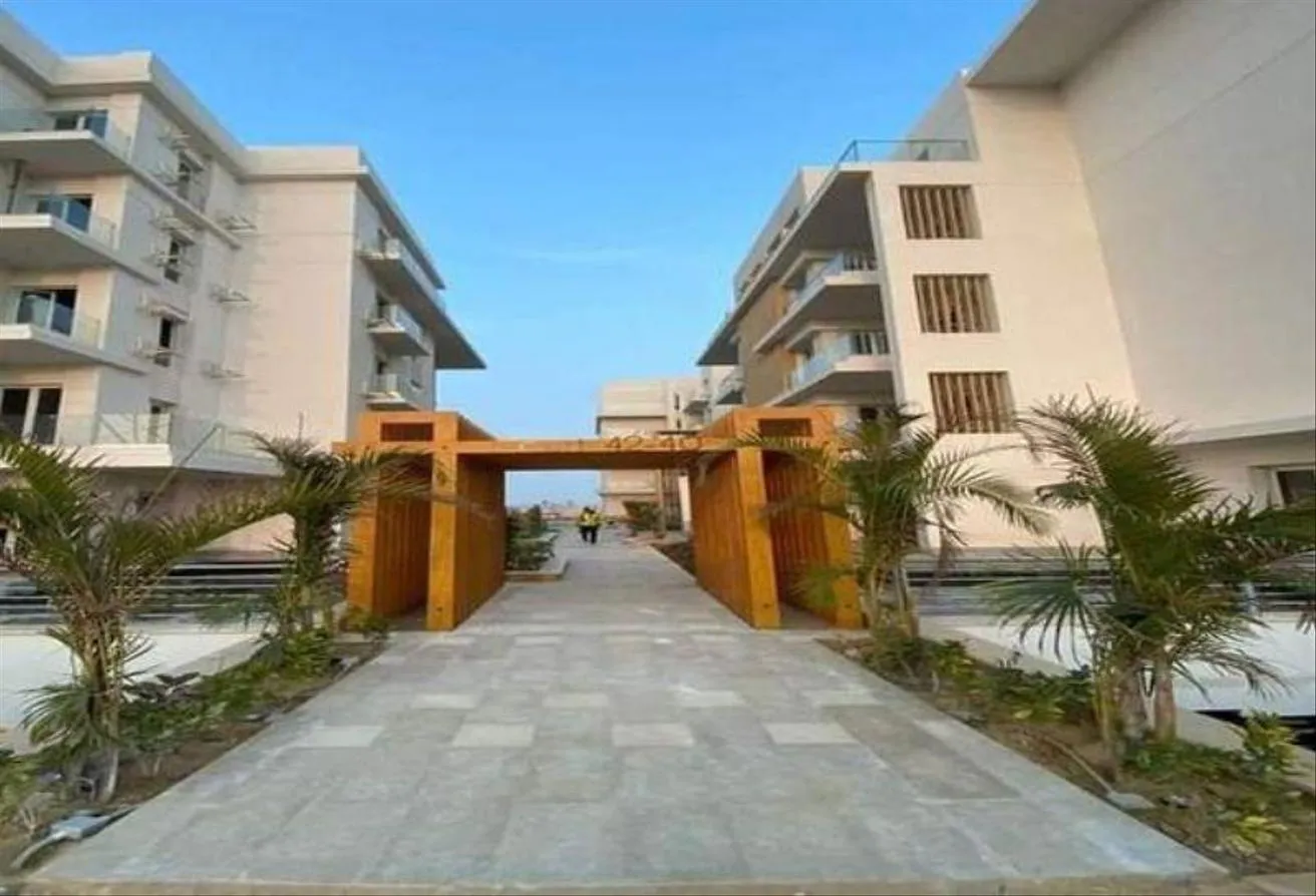Sale in Mountain View iCity: Duplex for resale in Mountain View New Cairo