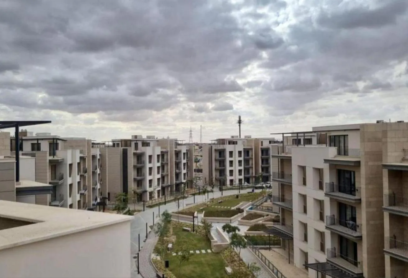 Sale in Westown: For Sale Townhouse Open Landscape View @Westown