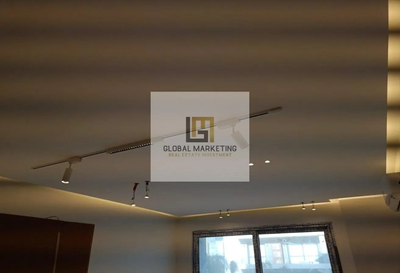 Gallery Image 13