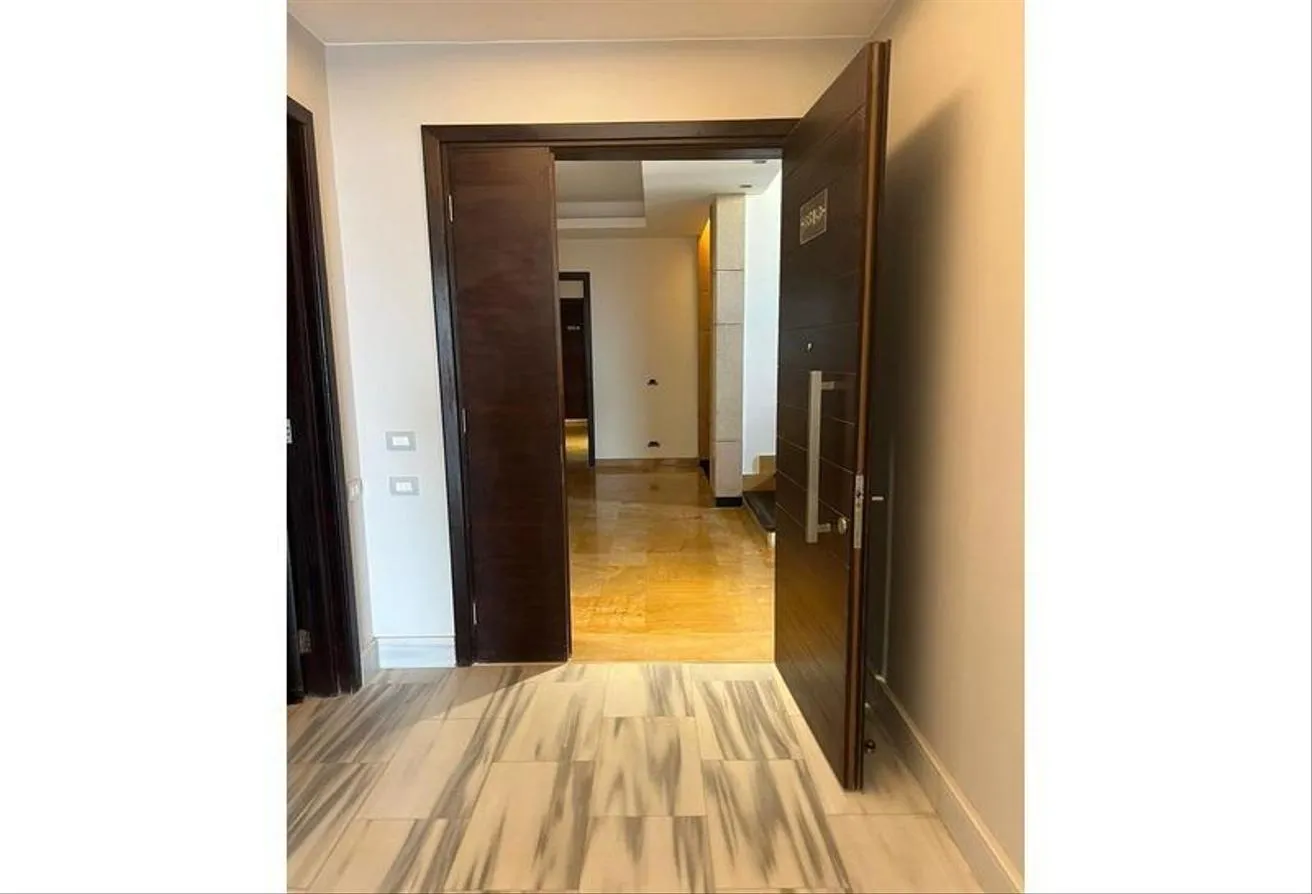 Gallery Image 19