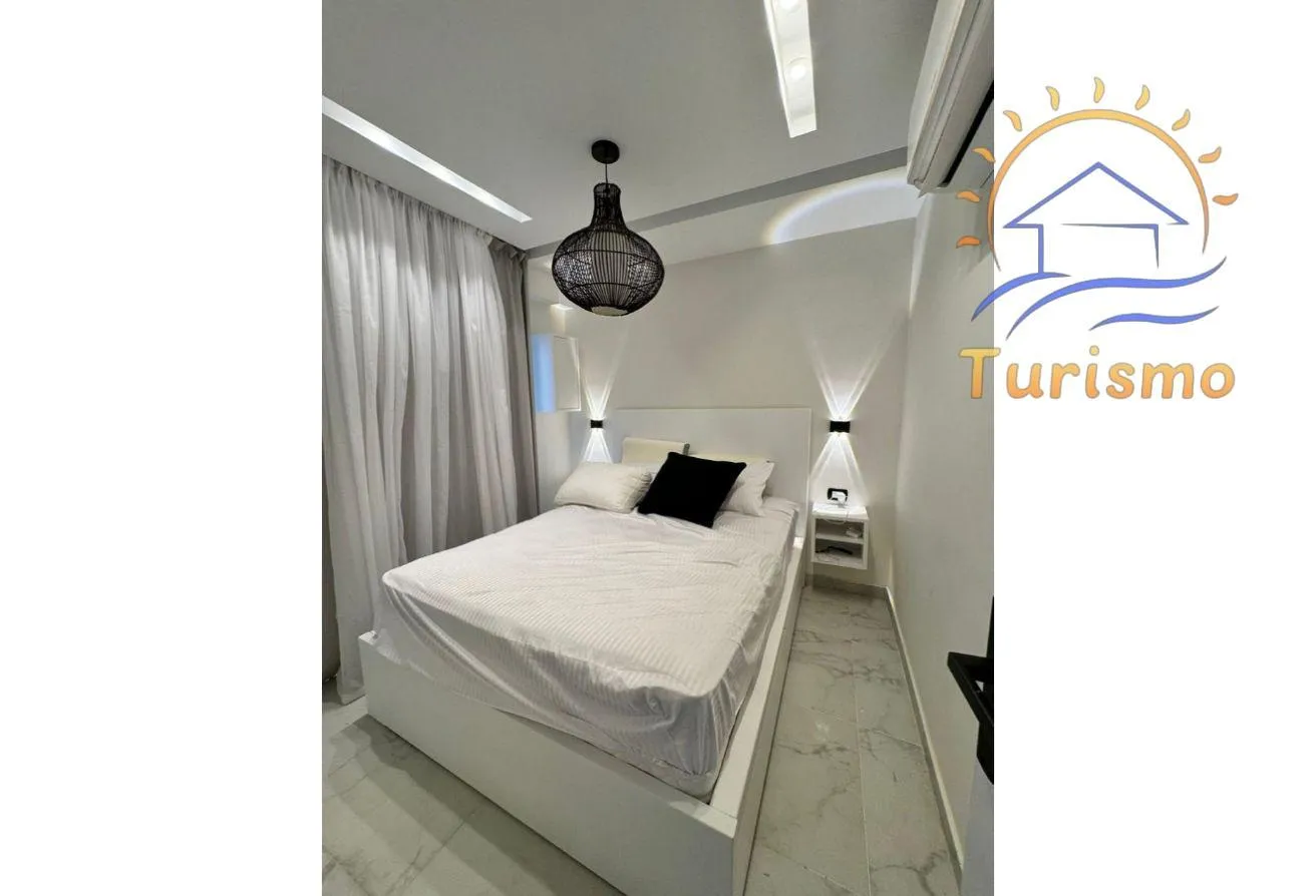 Rent in Golf Bay: For sale studio with a wonderful view of Golf Bay