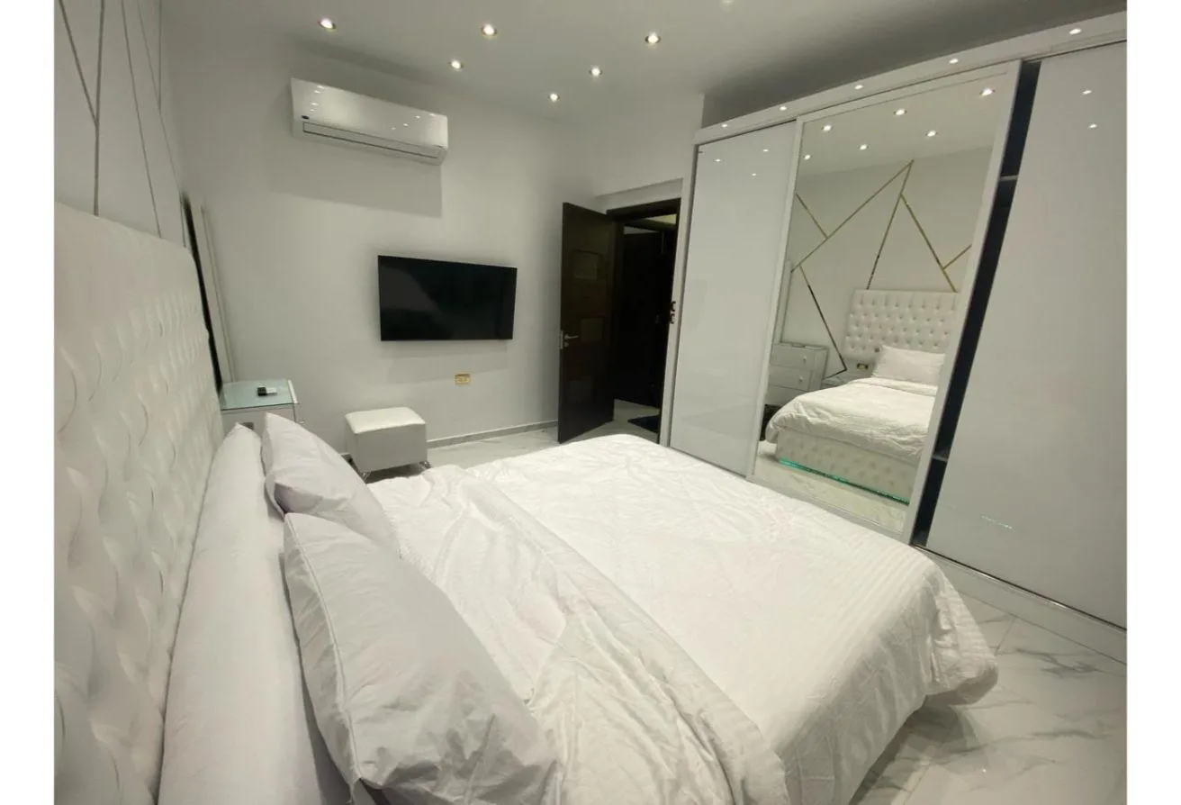 Rent in La Vie: Apartment for rent furnished in La Vie Compound