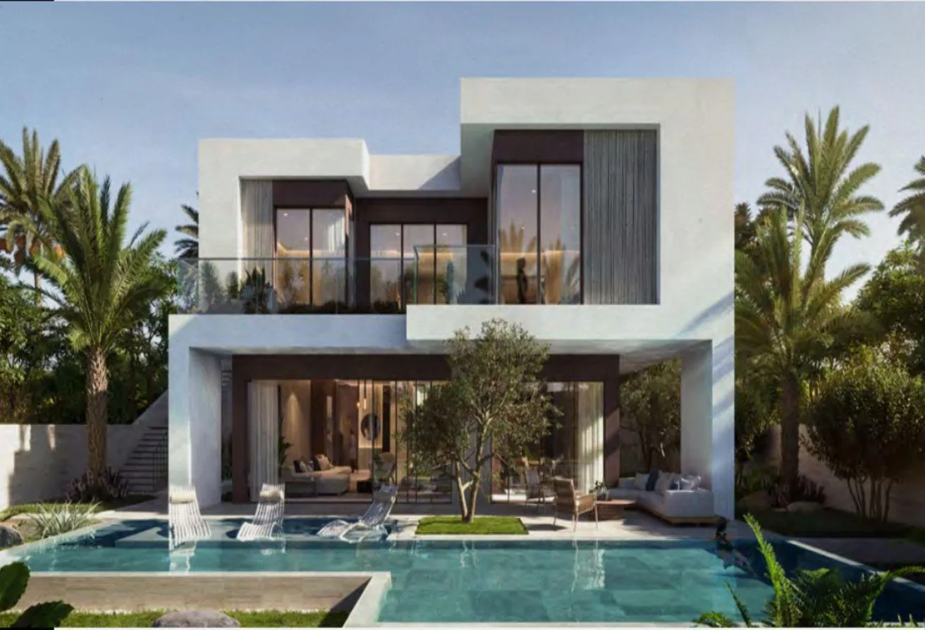 Sale in Solana: The largest villa in Solana Compound, in Zayed