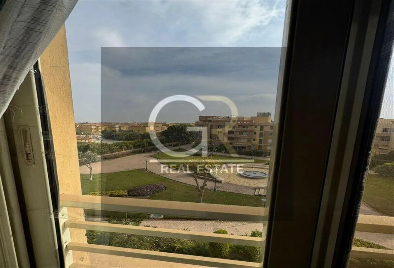 Sale in Jewar: Duplex for sale in Jewar  Compound - Iwan