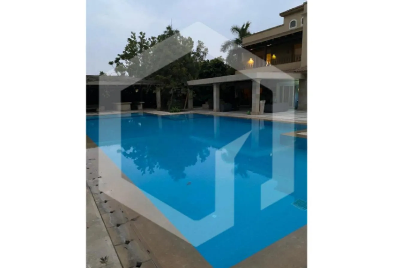 Sale in Wadi Al Nakhil: Villa for sale finished with pool Wadi El Nakhil  