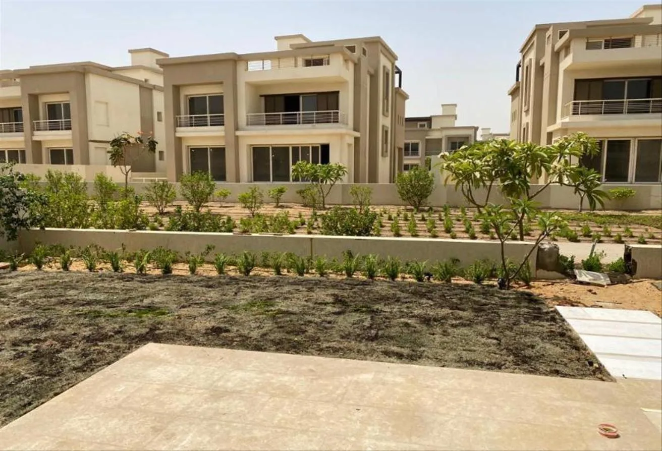 Rent in Cairo Festival City: Twin House for rent Cairo Festival City new cairo