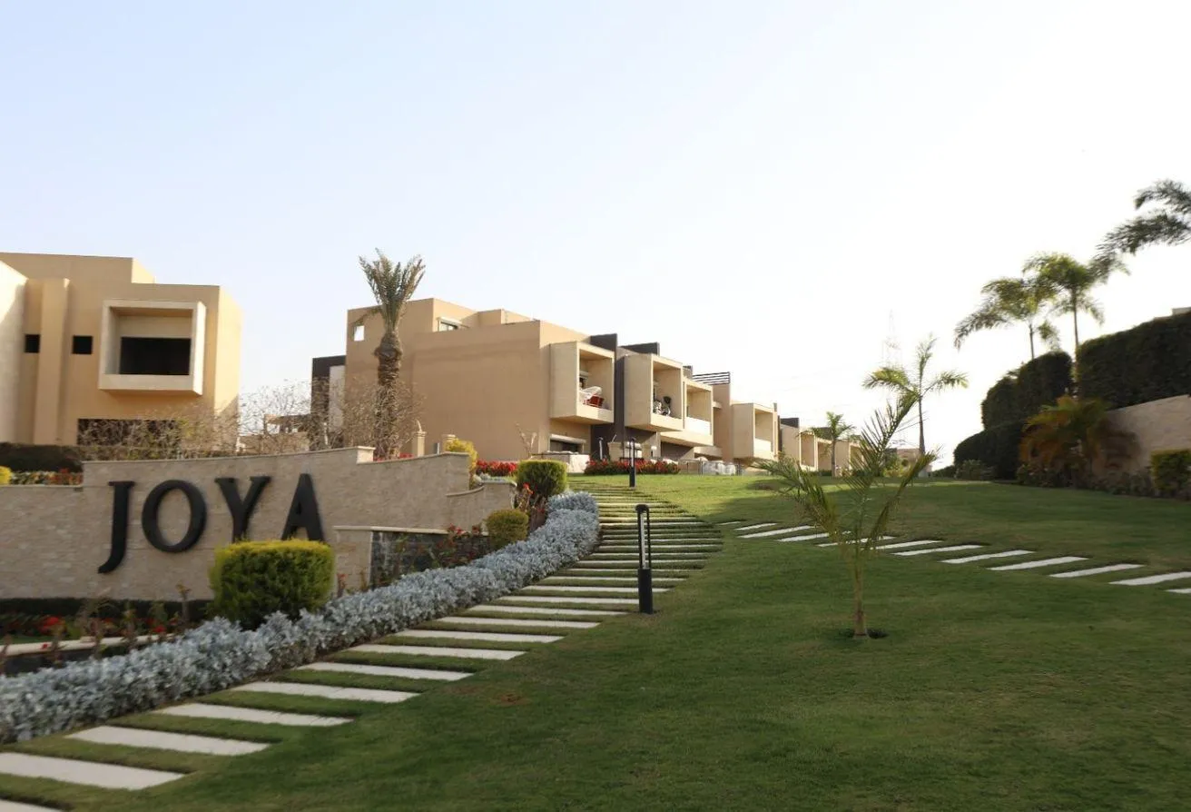 Sale in Joya: “The largest duplex on waslet Dahshur in Zayed