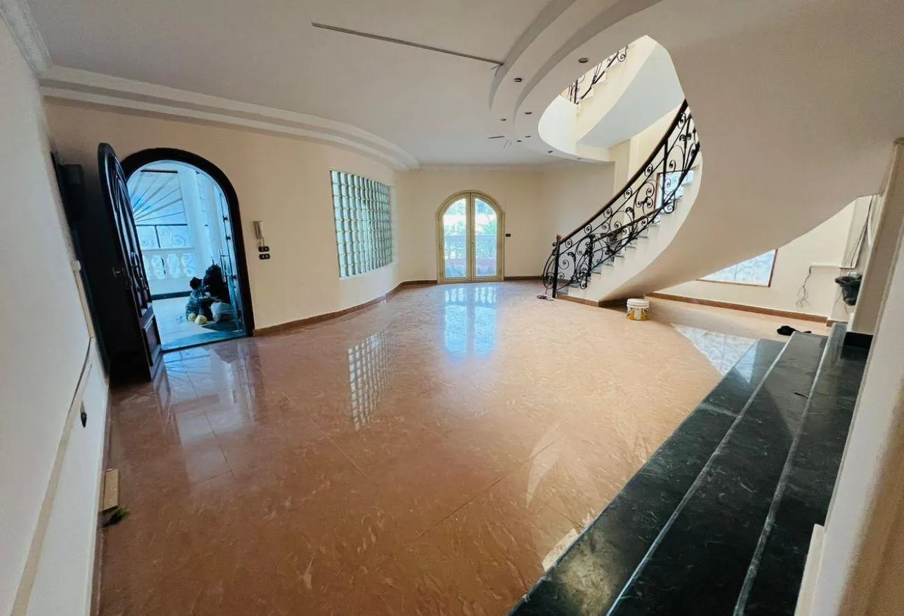Rent in Area G: At an irreplaceable price, a duplex for rent