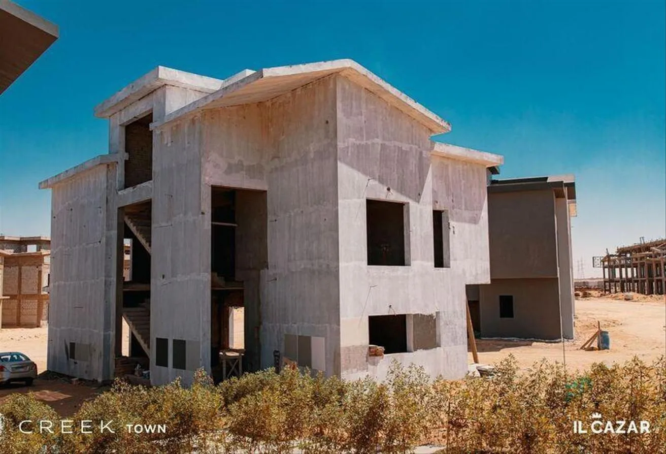 Sale in Creek Town: Prime location Standalone Resale in Creek Town