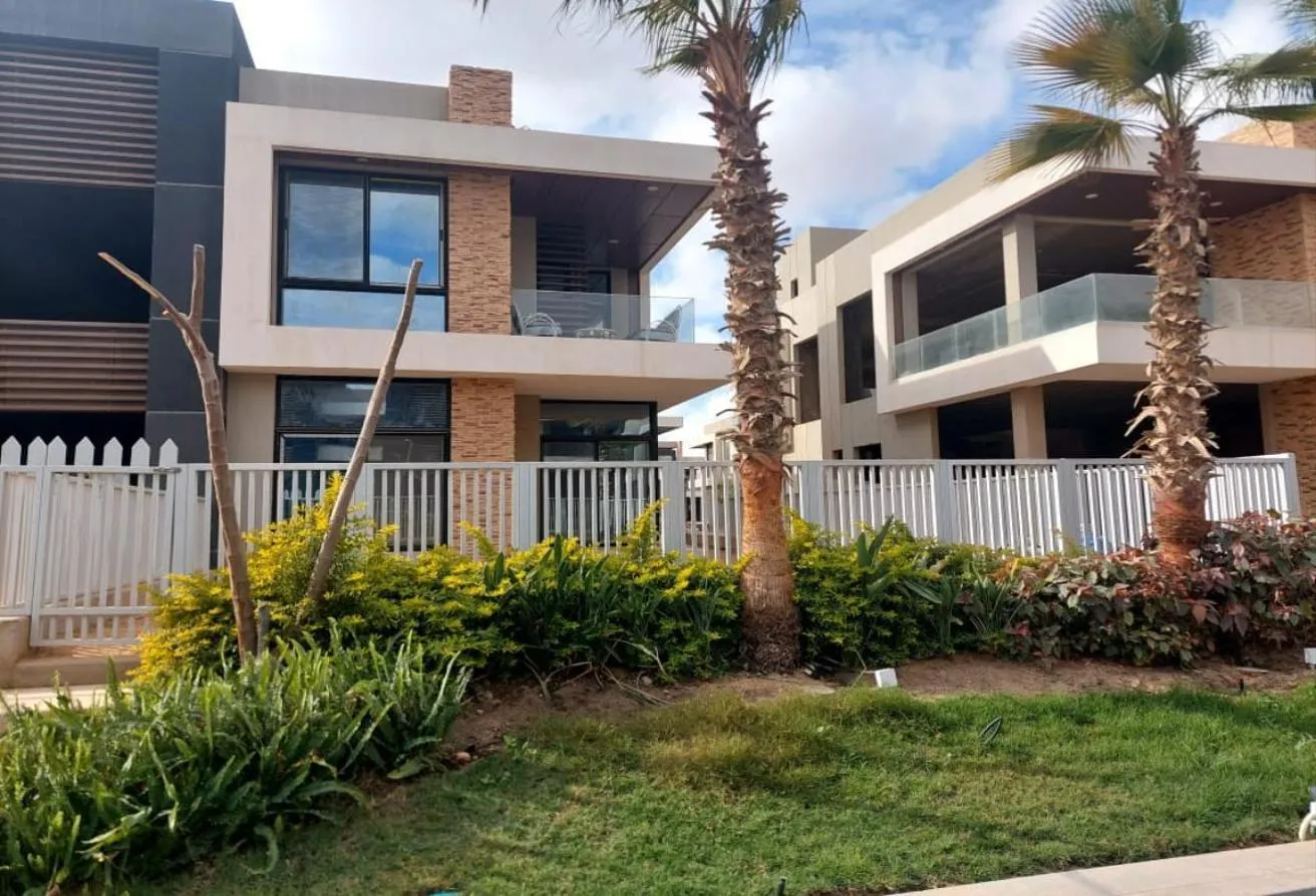 Sale in Midtown: townhouse villa 360M in Midtown East New Cairo