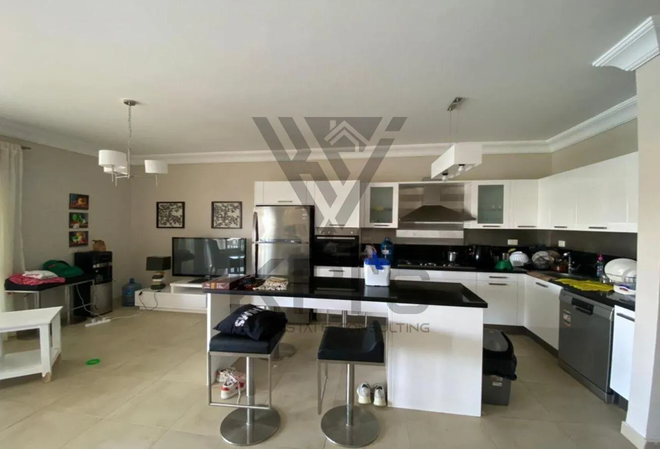 Sale in La Vista Gardens: Ground floor chalet 140m sea view in La Vista