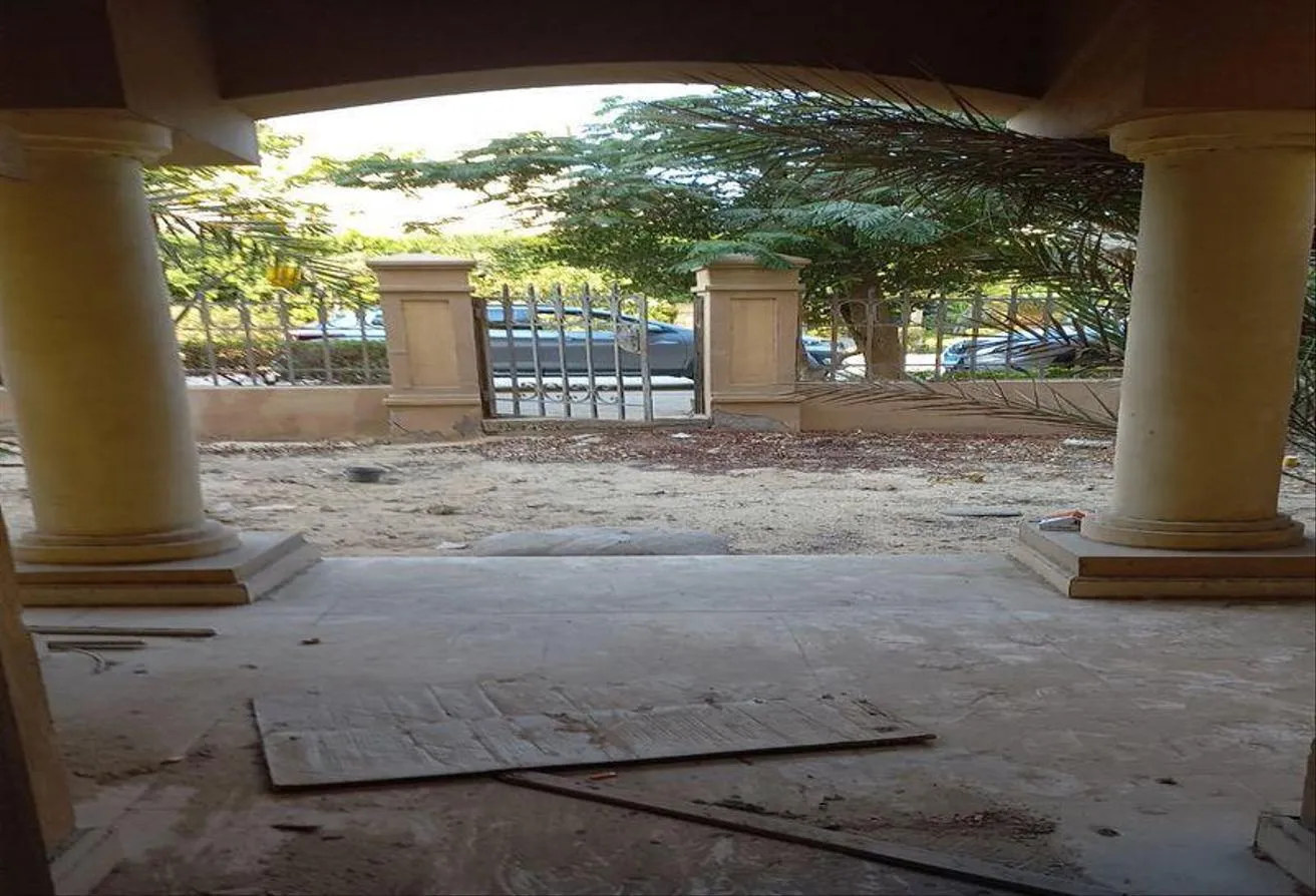 Gallery Image 10