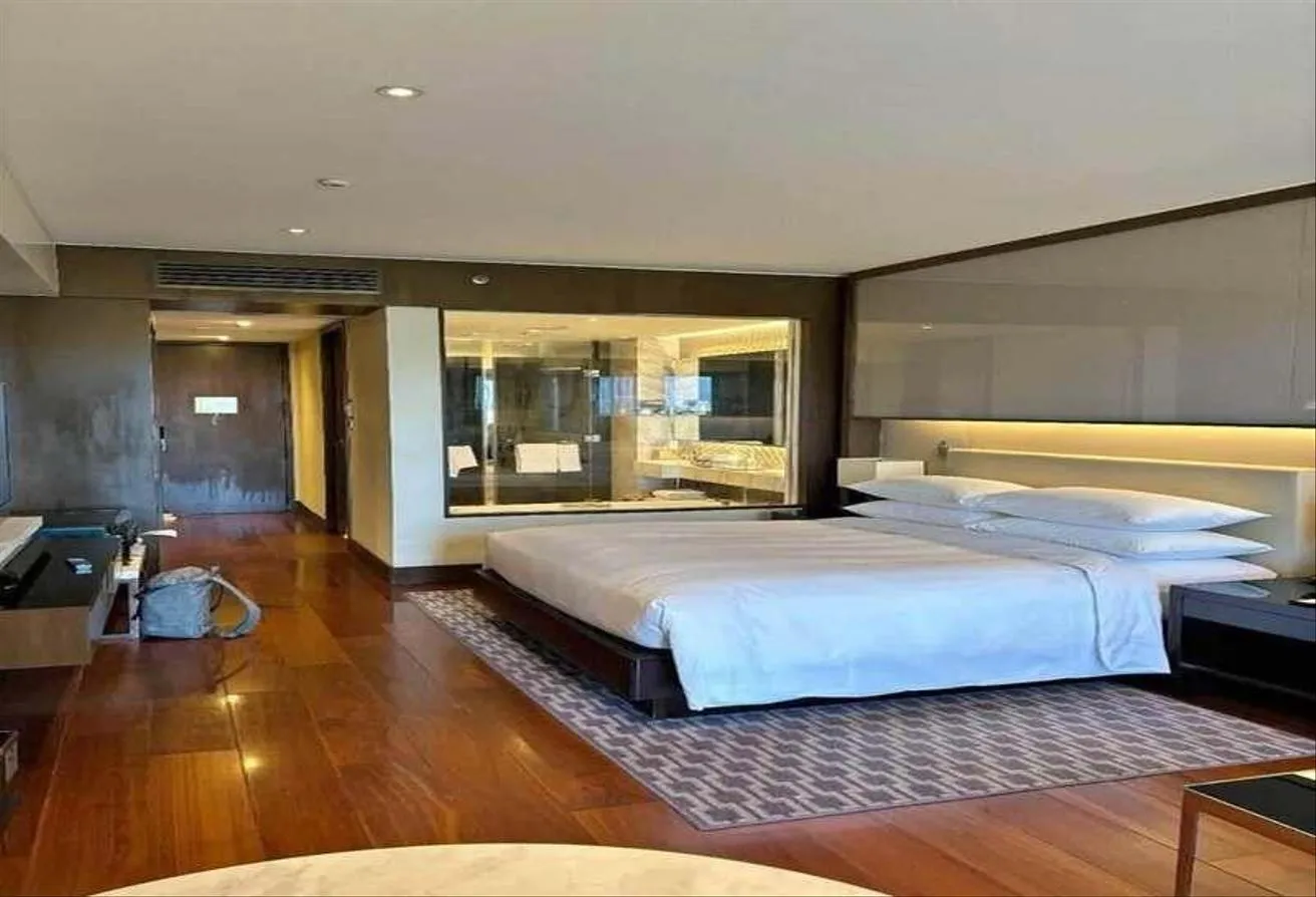 Gallery Image 6