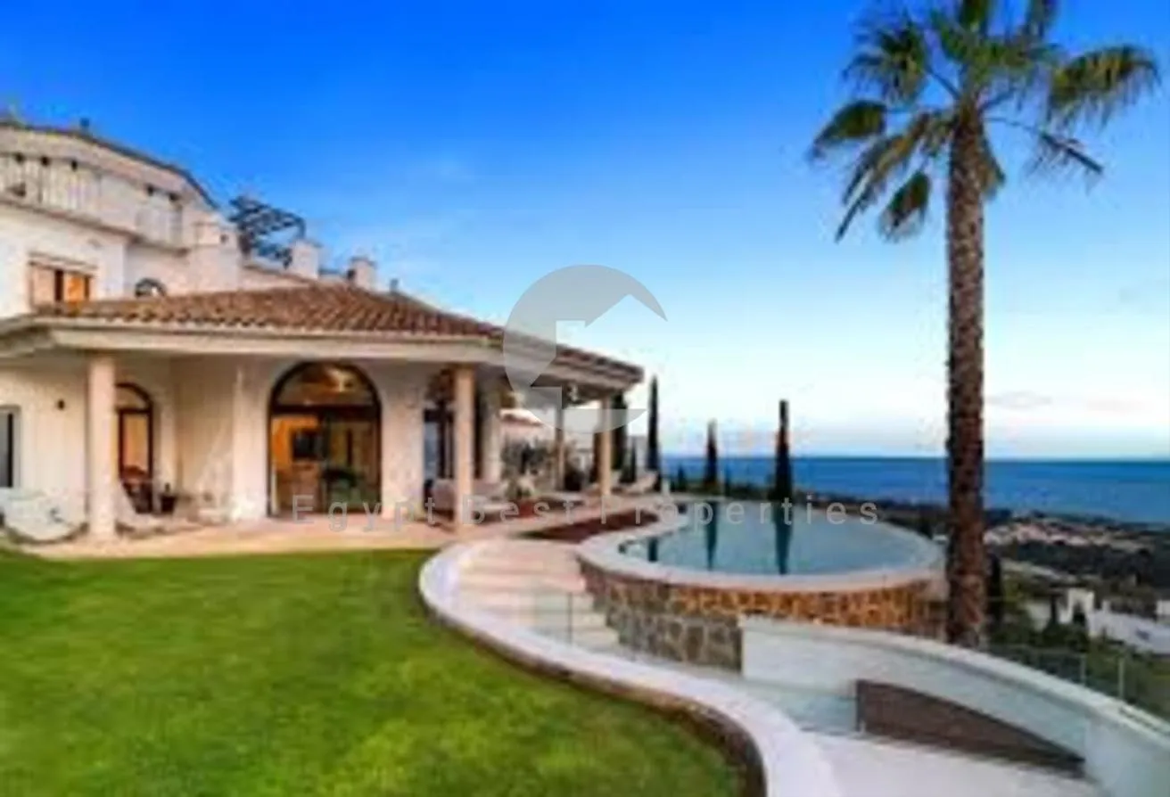 Sale in Blanca Gardens: Villa F.F Sea Front - With Small Dp Over 8Y -@Soma