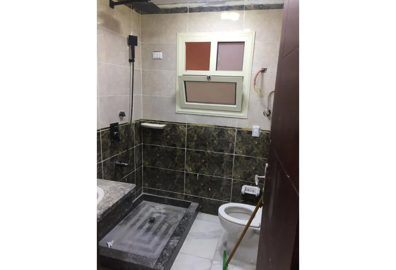 Gallery Image 12