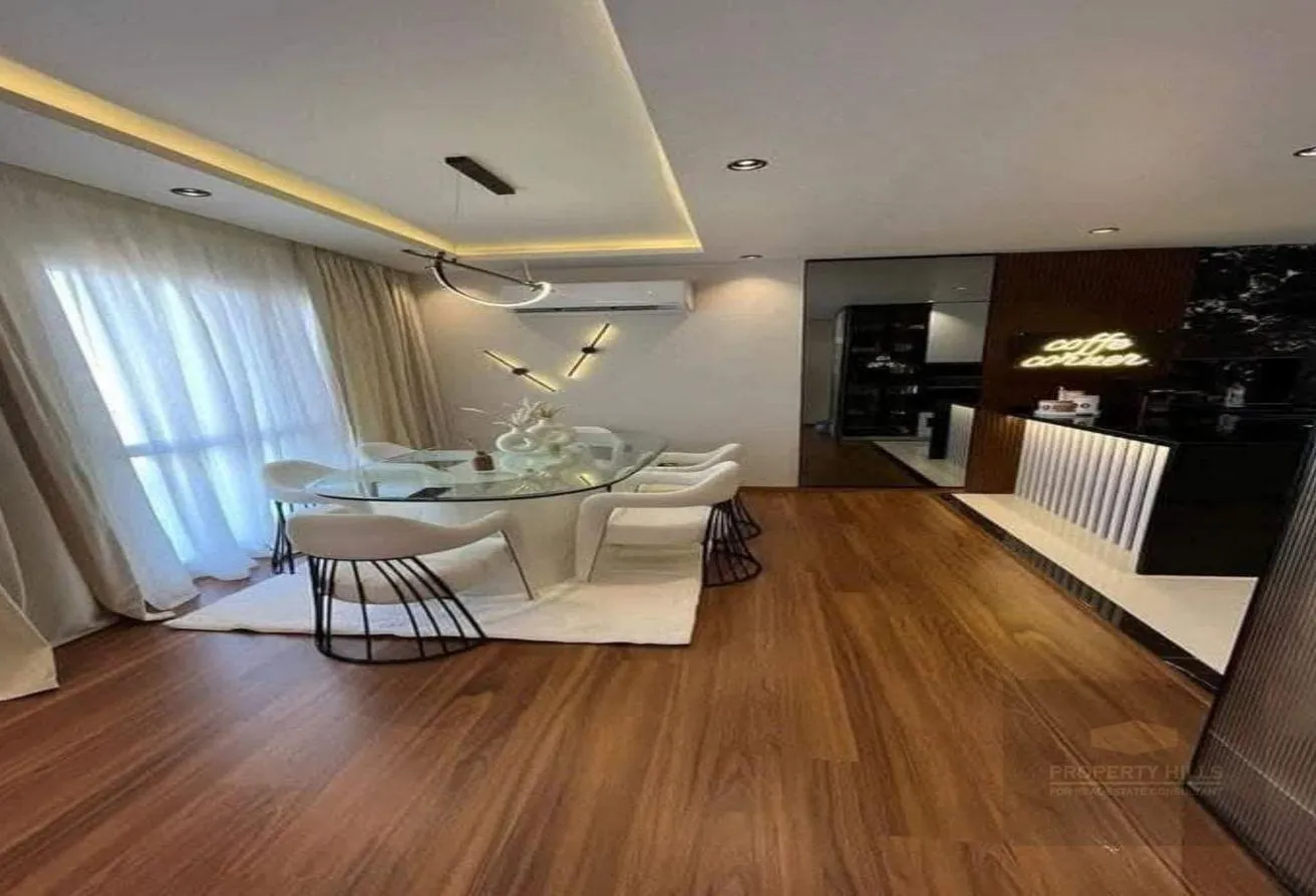 Sale in October Plaza: Apartment+Garden RTM finished near Mall of Arabia