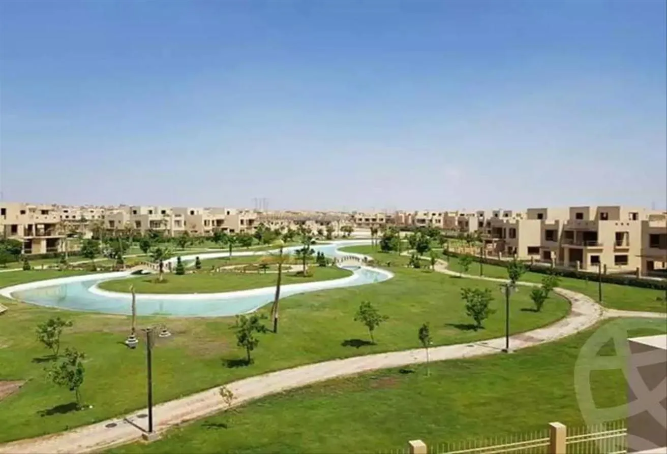 Sale in Evergreen: Town House 271m At Compound Evergreen 6 October