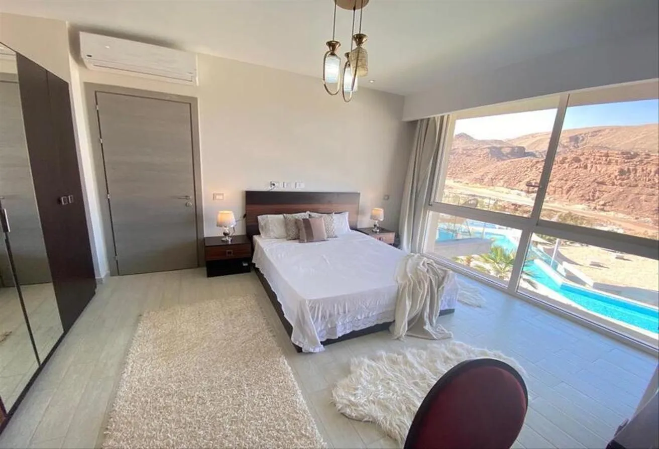 Sale in Marassi: Chalet in a prime location in Marassi - Lagoon Vie