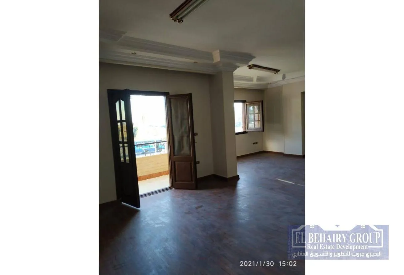 Rent in District 4: Apartment for rent in front of Arabella Plaza Mall