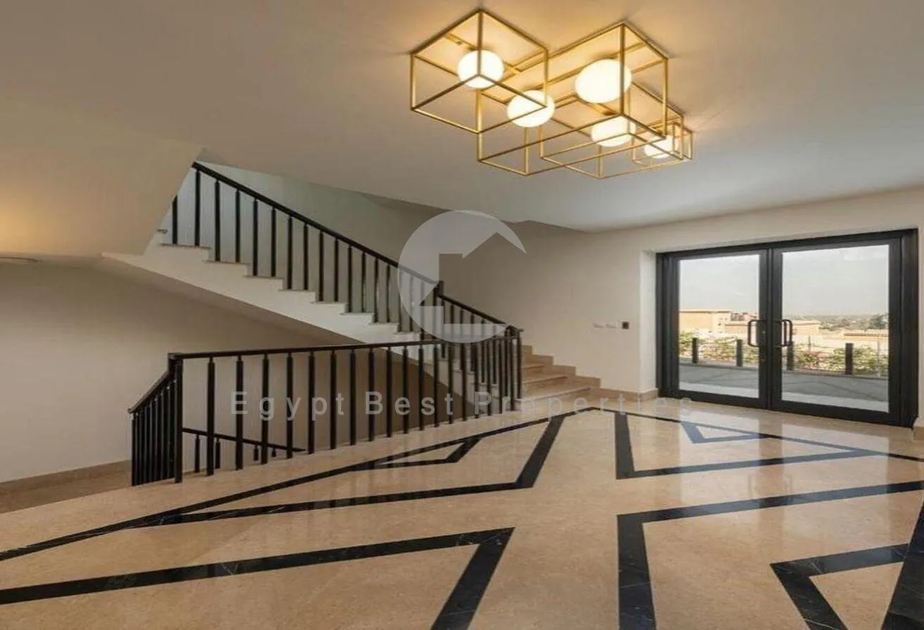 Sale in Solana East: Luxurious Finished Duplex Inside Villa Park View