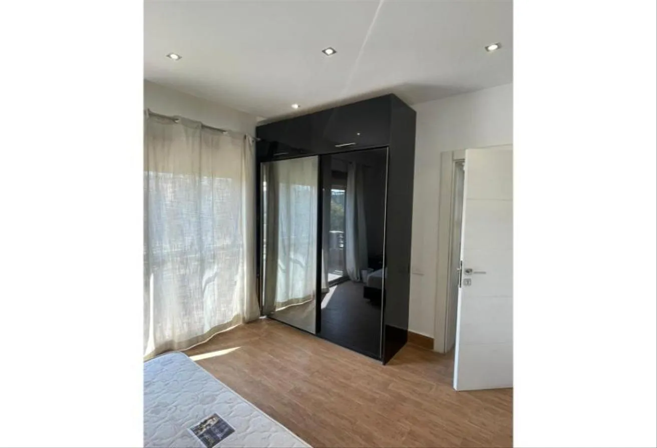 Gallery Image 25