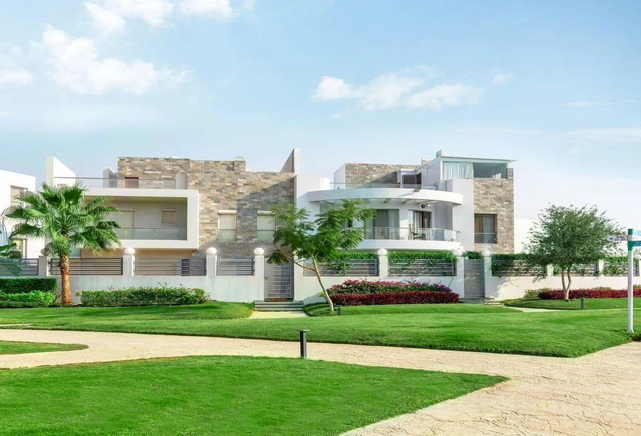 Sale in Cleopatra Square: Ready to move Twin house in Cleopatra square